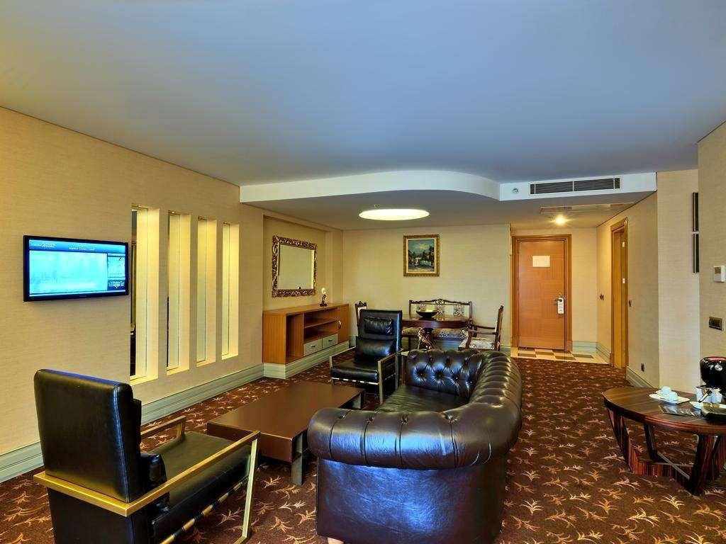 イスタンブール ギョネン ホテル エクステリア 写真 A suite at the hotel
